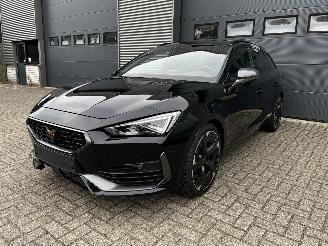 krockskadad bil auto Cupra Leon SPORTSTOURER 1.5 eTSI 2024/3
