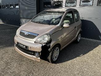 krockskadad bil brommobiel Microcar  s-5000 2010/1