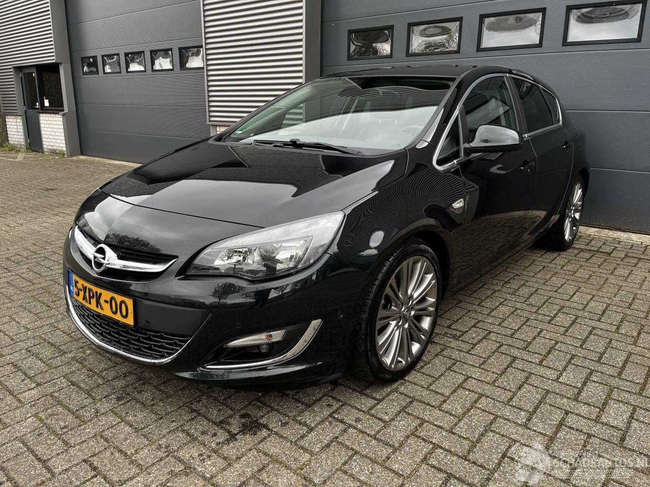 Opel Astra 1.4 TURBO / LEER / NAVI / CRUISE