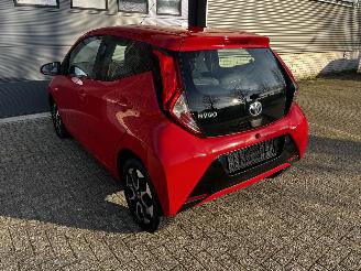 Toyota Aygo 1.0 VVTi CAMERA / CRUISE / AIRCO picture 18