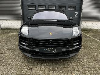 Porsche Macan 3.0 S picture 2