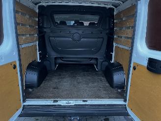 Peugeot Boxer 2.2 BlueHDI L1-H1 DUBBELCABINE AIRCO/CAMERA/CRUISE picture 16