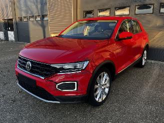 Voiture accidenté Volkswagen T-Roc 1.5 TSI CAMERA / PDC / NAVI / STOELVERW /150PK 2020/4