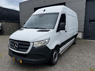 skadebil bedrijf Mercedes Sprinter 317 CDI AUTOMAAT / NAVI / CAMERA / CRUISE 2021/2