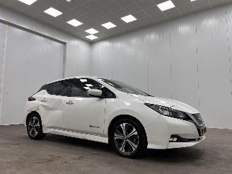 Auto incidentate Nissan Leaf Tekna 40 kWh Navi Clima 2019/4