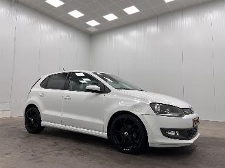 Damaged car Volkswagen Polo 1.0i TSI Edition 5-drs Navi Airco 2016/11
