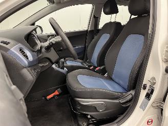 Hyundai I-10 1.0i Go! 5-drs Navi Airco picture 8