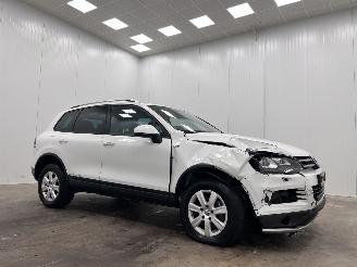 uszkodzony samochody osobowe Volkswagen Touareg 3.0 TDI Autom. R-Line Panoramadak Navi Clima 2014/5