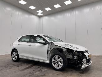 uszkodzony samochody osobowe Volkswagen Golf 1.0 TSI Life 5-drs Navi Clima 2023/6