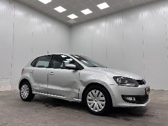 skadebil auto Volkswagen Polo 1.4i 5-drs Clima 2013/12