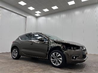 krockskadad bil auto Citroën DS4 1.6 VTi So Chic Clima 2012/8