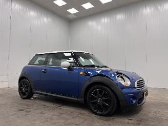krockskadad bil auto Mini One 1.4 One Airco 2008/1