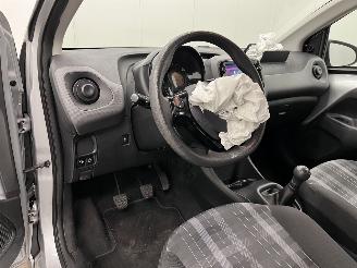 Peugeot 108 1.0 e-VTi Active 5-drs Airco picture 7