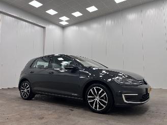 skadebil auto Volkswagen e-Golf Edition 5-drs Navi Clima 2019/8
