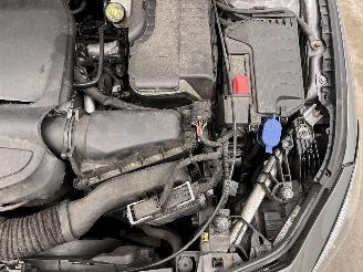 Mercedes Cla-klasse 180 Autom. AMG Panoramadak Navi Clima picture 18