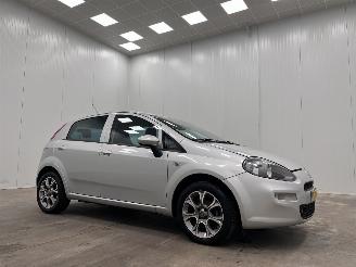 skadebil auto Fiat Punto Evo 0.9 TwinAir Sempre 5-drs Navi Clima 2018/2