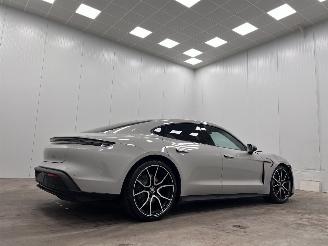 Porsche Taycan Panoramadak picture 2