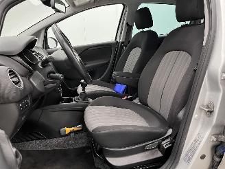 Fiat Punto Evo 0.9 TwinAir Sempre 5-drs Navi Clima picture 8