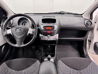 Toyota Aygo 1.0 VVT-i Autom. 5-drs Airco picture 11