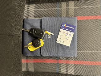 Peugeot 108 1.0 e-VTi Active 5-drs Airco picture 13