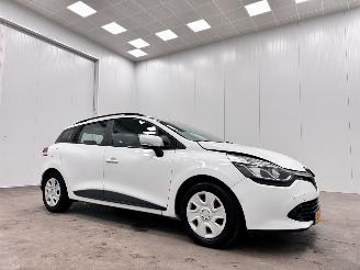 skadebil auto Renault Clio Estate 0.9 TCe Navi Airco 2016/4
