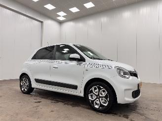 krockskadad bil auto Renault Twingo 1.0 SCe Collection Airco 2019/9