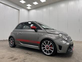 krockskadad bil auto Fiat 500C 595 Abarth Tourismo Navi Clima 2020/10