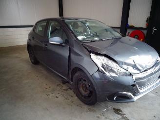 demontáž osobní automobily Peugeot 208 1.2 VTI 2015/9