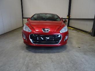 Coche siniestrado Peugeot 308 CC 1.6 VTI 2014/6