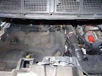 Opel Vivaro 2.0HDI picture 5