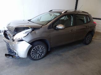 rozbiórka samochody osobowe Peugeot 2008 1.2 VTI 2016/4