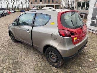 Mitsubishi Colt  picture 5