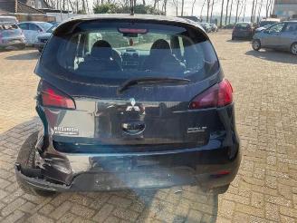 Mitsubishi Colt  picture 6