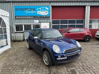 Vrakbiler auto Mini One Mini One/Cooper (R50), Hatchback, 2001 / 2007 1.6 16V One 2001/7