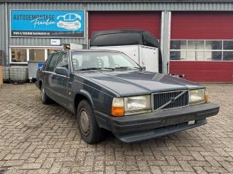 Coche siniestrado Volvo 740 740, Sedan, 1983 / 1992 2.3 GL,GLE 1987/10