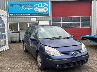 Salvage car Renault Mégane Scénic Scenic II (JM), MPV, 2003 / 2009 1.6 16V 2005/9