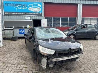 Salvage car Citroën C4 C4 Berline (NC), Hatchback 5-drs, 2009 1.4 16V VTi 2011/10