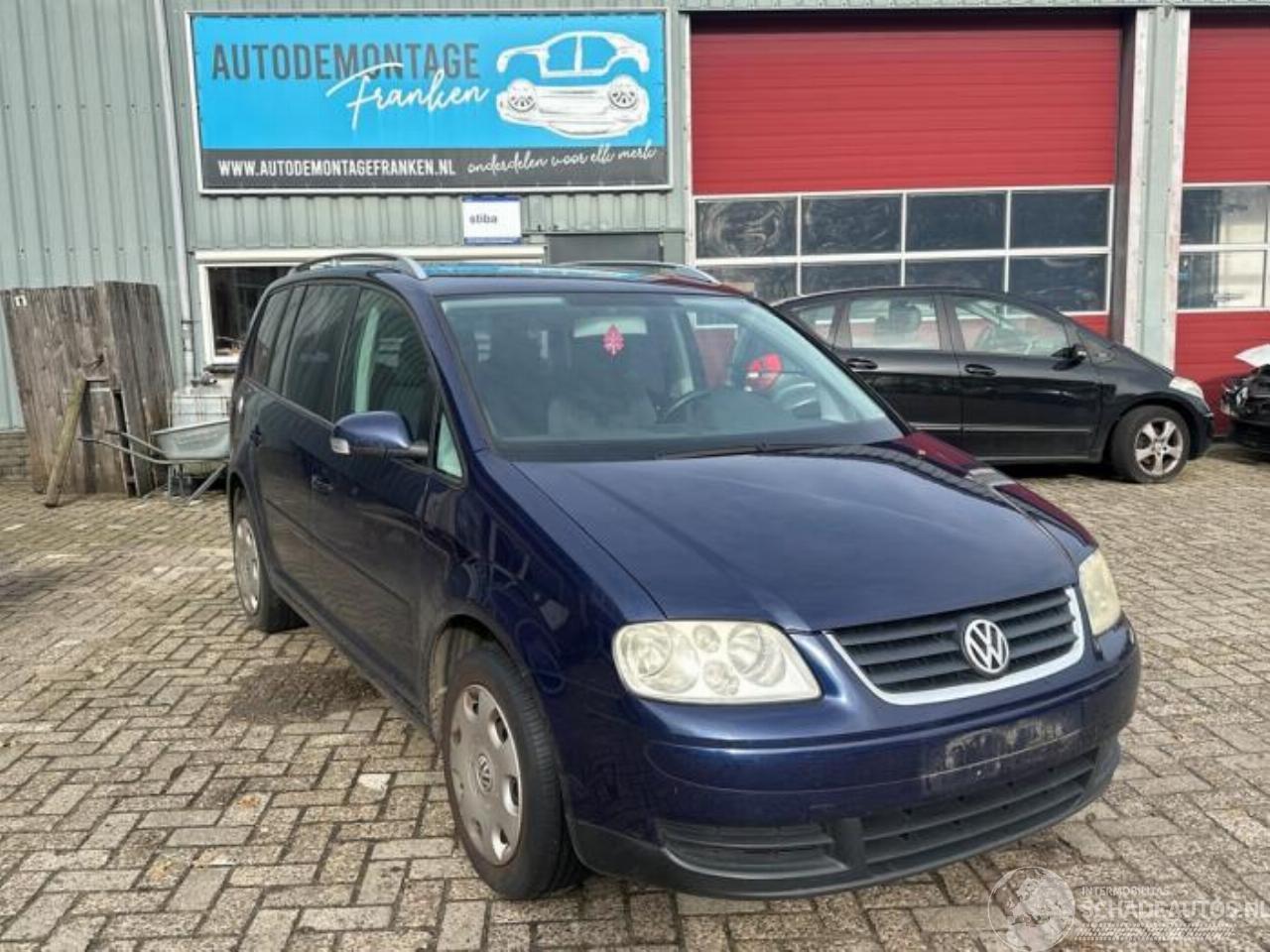 Volkswagen Touran Touran (1T1/T2), MPV, 2003 / 2010 1.6 FSI 16V