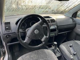 Volkswagen Polo Polo IV (9N1/2/3), Hatchback, 2001 / 2012 1.4 16V picture 4