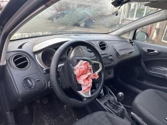 Seat Ibiza Ibiza IV (6J5), Hatchback 5-drs, 2008 / 2017 1.9 TDI 90 picture 4