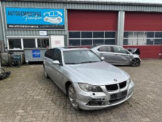 Uttjänta bilar auto BMW 3-serie 3 serie (E90), Sedan, 2005 / 2011 320i 16V 2005/6