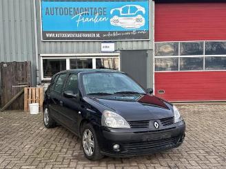 Uttjänta bilar auto Renault Clio Clio II (BB/CB), Hatchback, 1998 / 2016 1.2 16V 2005/9