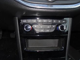 Opel Astra 1.2 Turbo Sport Tourer Elegance picture 8