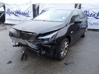 Uttjänta bilar auto Opel Astra 1.2 Turbo Sport Tourer Elegance 2022/1