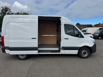 Mercedes Sprinter 317 CDI L2H2 | PRO | Cruise | Camera | Navi | App | 3.5t AHK voorb. picture 10