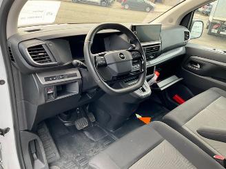 Opel Vivaro 2.0 Kasten L3H1 picture 6