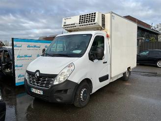 skadebil vrachtwagen Renault Master 2.3 Koelwagen 2019/11