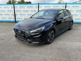 Unfallwagen Hyundai I-30 1.5 T-GDi 2024/10