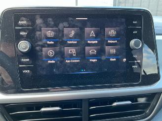 Volkswagen T-Roc 1.5 TSi picture 14