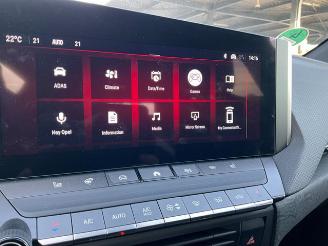 Opel Astra 1.2 Turbo GS picture 16